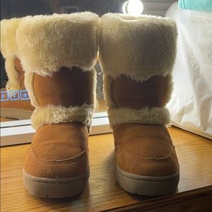 Fluffy Boots!